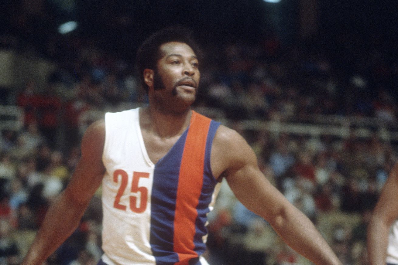 Philadelphia 76ers v Baltimore Bullets