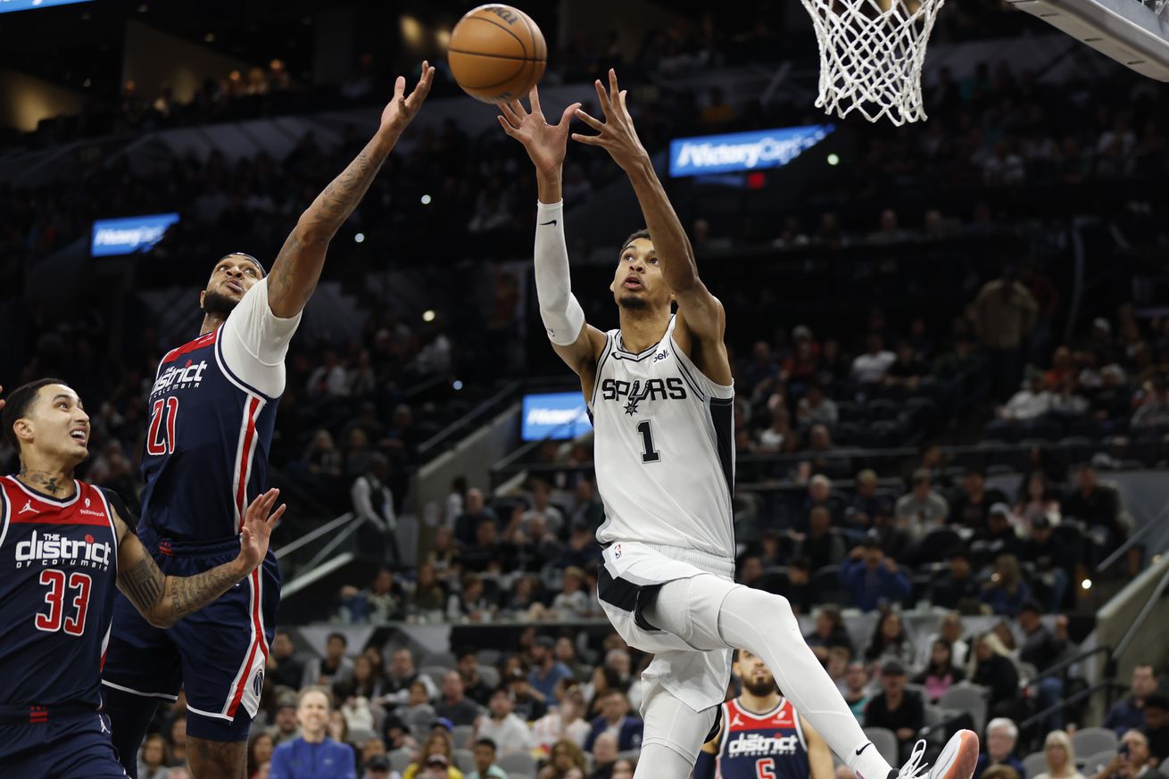 Washington Wizards v San Antonio Spurs