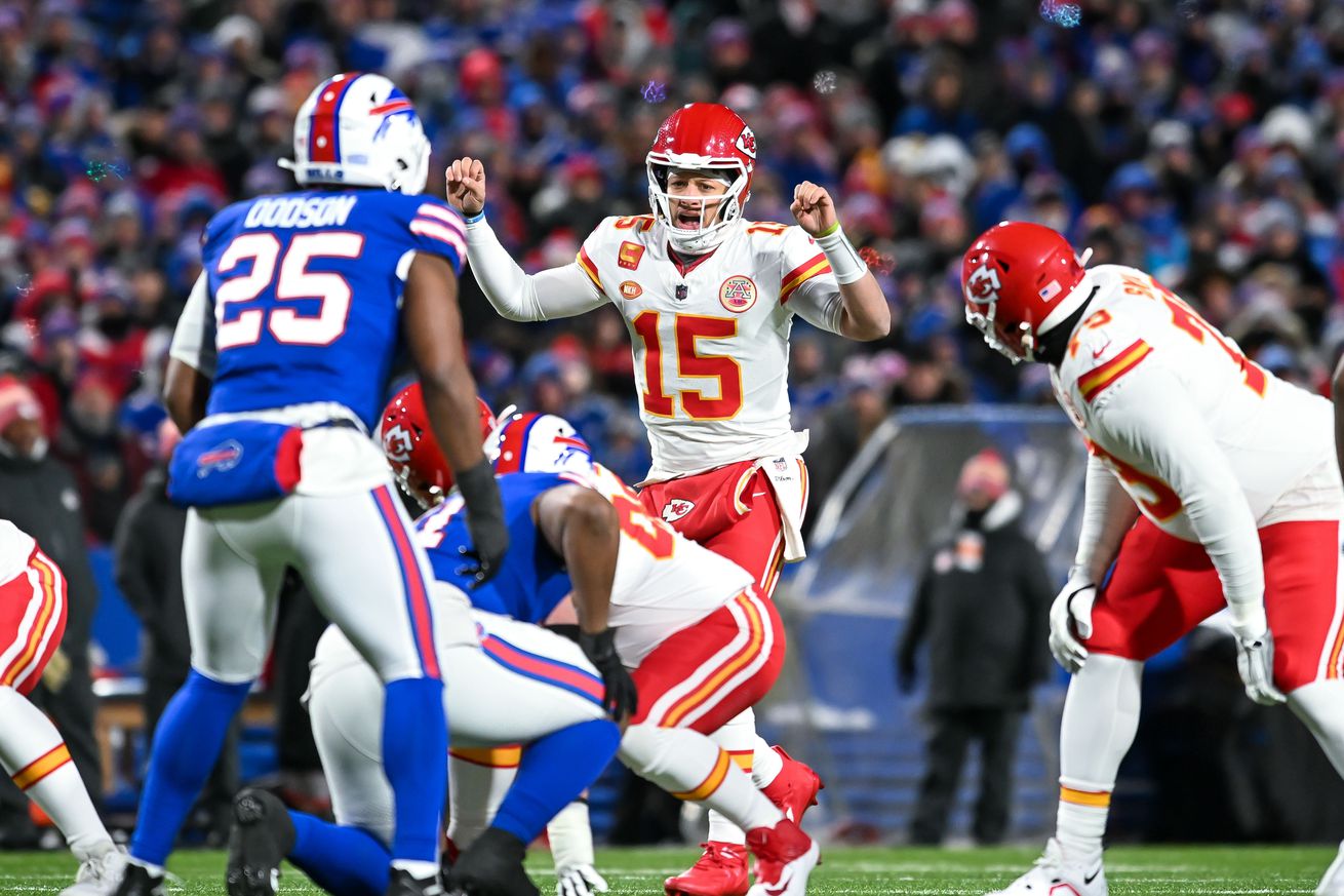 NFL: AFC Divisional Round-Kansas City Chiefs at Buffalo Bills