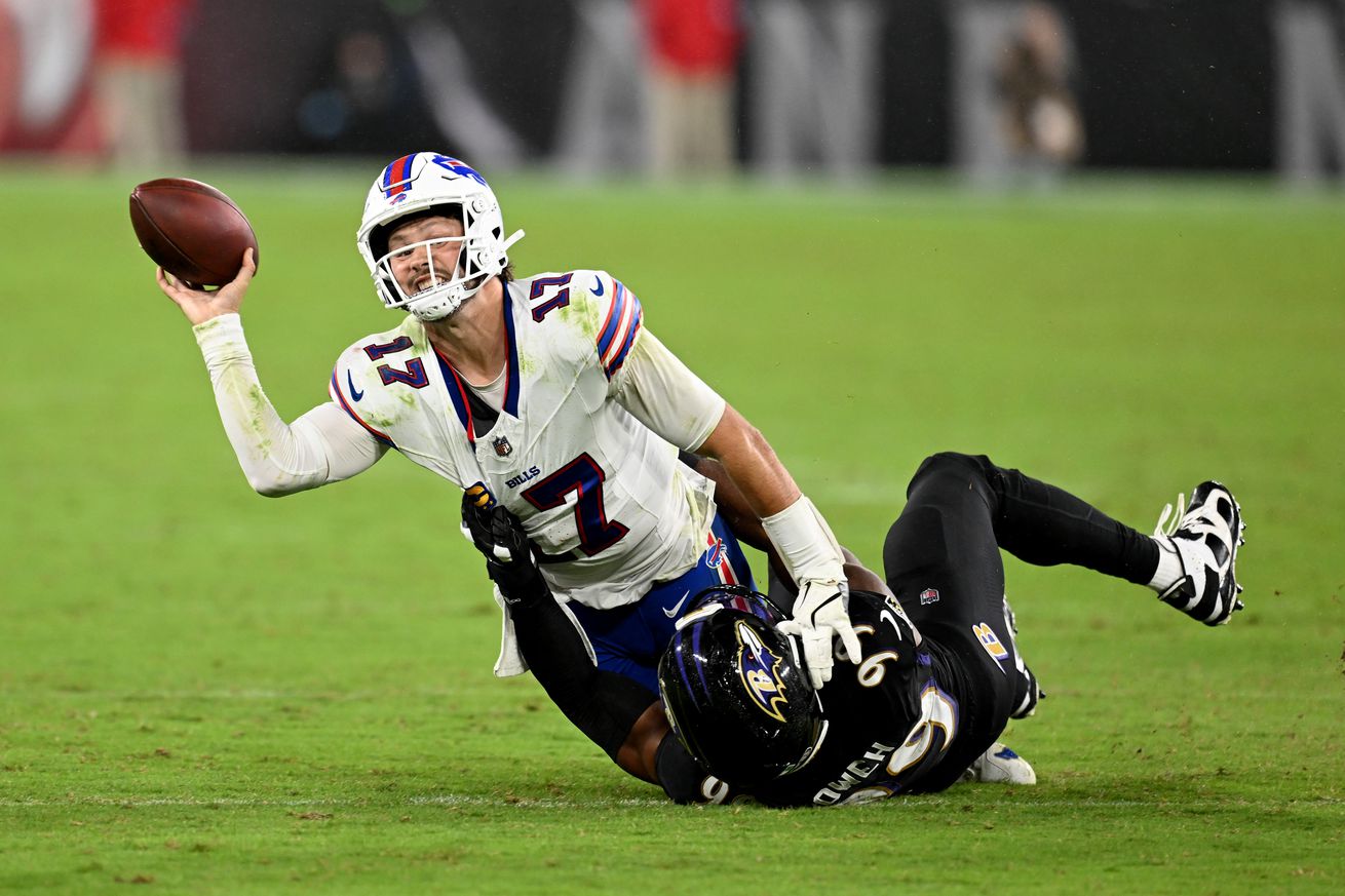 Buffalo Bills v Baltimore Ravens