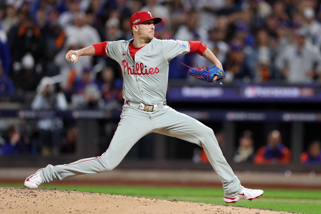 Division Series - Philadelphia Phillies v New York Mets - Game 4